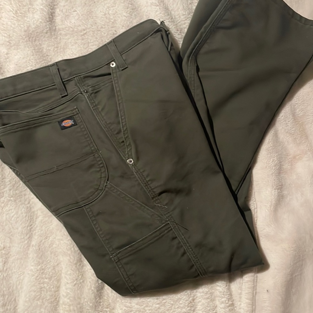 dark green cargo dickies